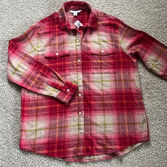 OLD NAVY Oversized Plaid Flannel ShIrt Size Medium NWT - Picture 2 of 14
